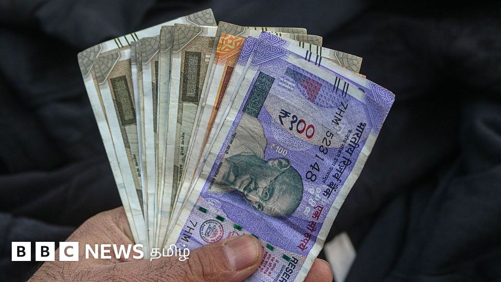 இறந்த மகனின் கடனை கட்டச் சொன்ன வங்கி: வீடு, வாகனம், வணிக கடனுக்கு காப்பீடு எடுக்கையில் கவனிக்க வேண்டியவை