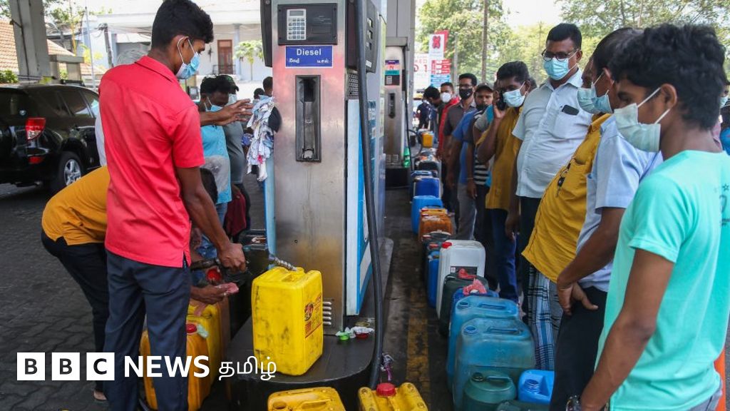 இலங்கை பொருளாதார நெருக்கடி: இரண்டு நாட்களாக டீசலுக்காக வரிசையில் காத்திருந்தவர் உயிரிழப்பு