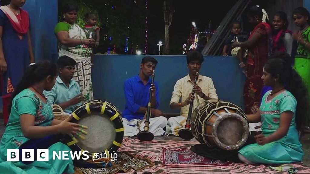 தவில் சகோதரிகள்: தமிழகத்தைக் கலக்கும் இந்த தவில் இரட்டையர்கள் யார்?