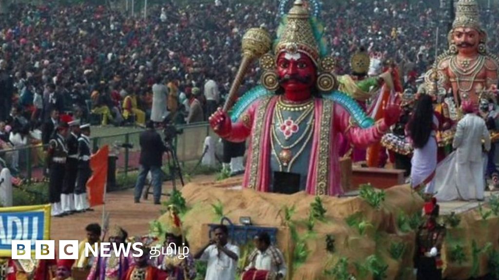 குடியரசு தின அலங்கார ஊர்தி சர்ச்சை: உண்மையில் நடந்தது என்ன?