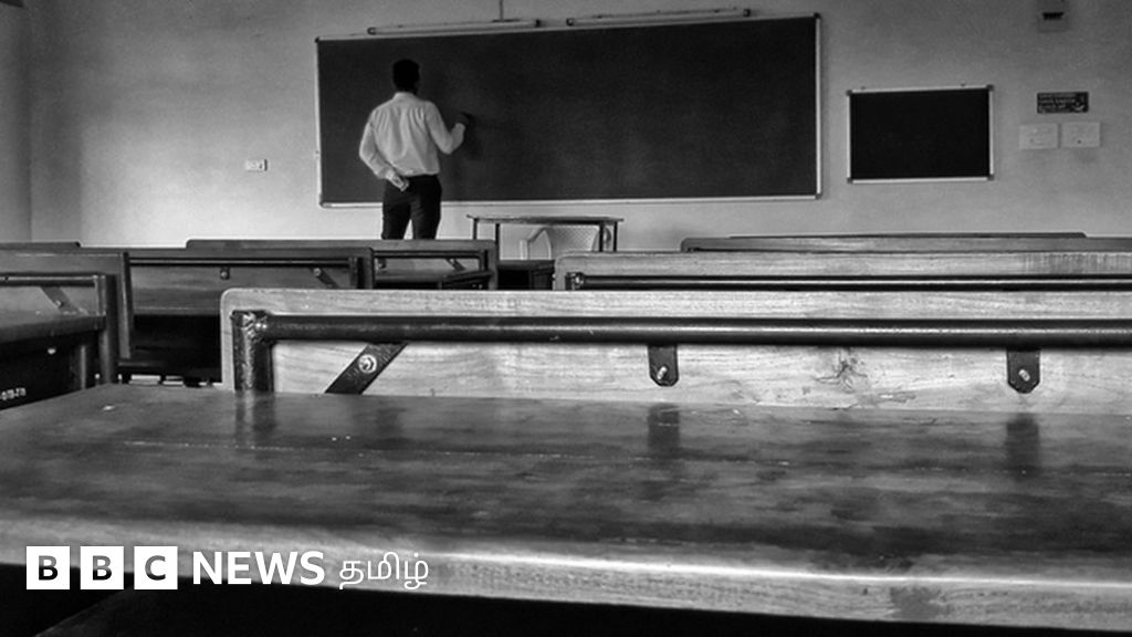 ஆந்திரப்பிரதேசத்தில் பறிபோன அரசு ஆசிரியர் பதவி 55 வயதில் மீண்டும் கிடைத்த ஆச்சரியம்