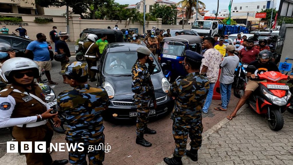 இலங்கையில் இயல்புநிலை திரும்புகிறதா? எரிபொருள் நிலையங்களில் குறையும் கூட்டம்