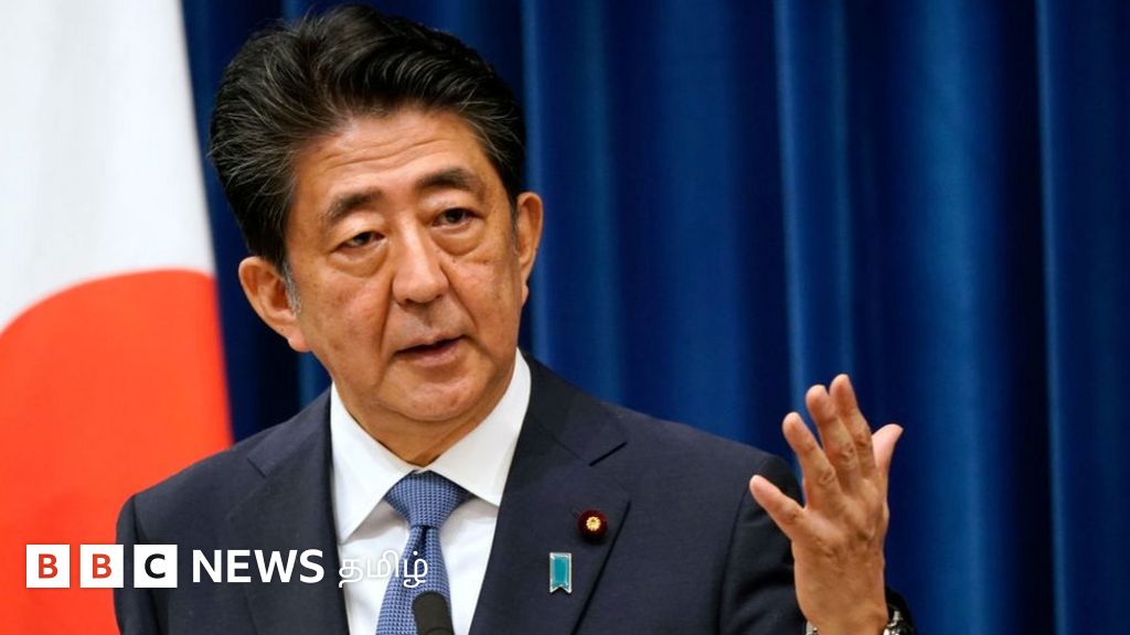 ஷின்சோ அபே: மர்ம நபரால் சுடப்பட்ட ஜப்பான் முன்னாள் பிரதமர் உயிரிழந்தார் - உள்ளூர் ஊடகங்கள் தகவல்