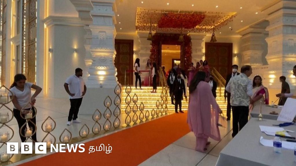 துபாய் இந்துக் கோயில்: அமைச்சர் ஷேக் நஹ்யான் பின் முபாரக் திறந்து வைத்தார்