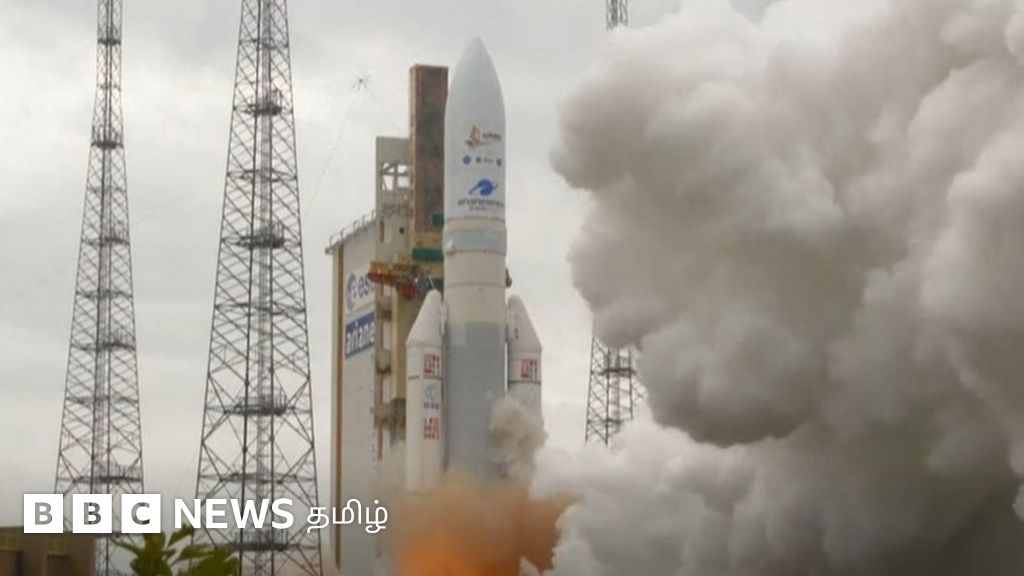 ஜேம்ஸ் வெப்: உலகின் மிகப்பெரிய விண்வெளி தொலைநோக்கி விண்ணில் ஏவப்பட்டது