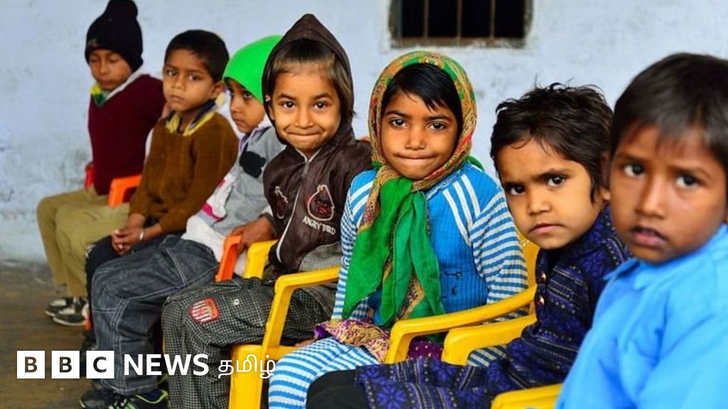 இந்திய மக்கள்தொகையில் ஆண்களுடன் ஒப்பிடுகையில் பெண்களின் எண்ணிக்கை உண்மையில் அதிகரித்திருக்கிறதா?