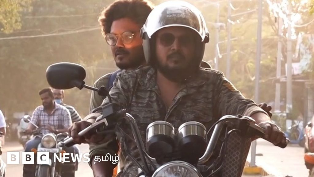 புல்லட்டில் புத்தகம் விற்கும் தமிழக இளைஞர்கள் - கரம் கொடுக்கும் வாசகர்கள்