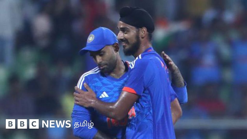 கடைசி ஓவரை வீச அர்ஷ்தீப் தயங்கியபோது, சூர்யகுமார் கூறியது என்ன?