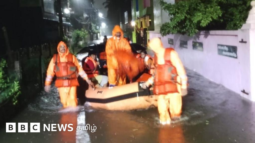 மிக்ஜாம் புயல்: சென்னையில் கனமழை; சாலைகளில் வெள்ளம் - படகுகள் மூலம் மக்கள் மீட்பு - சமீபத்திய தகவல்கள்