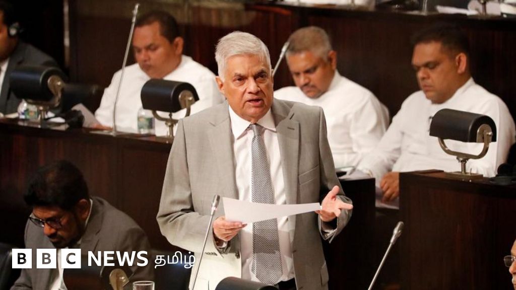 இலங்கை பொருளாதார நெருக்கடி: கடந்த கால ஆட்சியாளர்களின் தவறுகள் ரணில் விக்ரமசிங்கவை அச்சுறுத்துகிறதா?