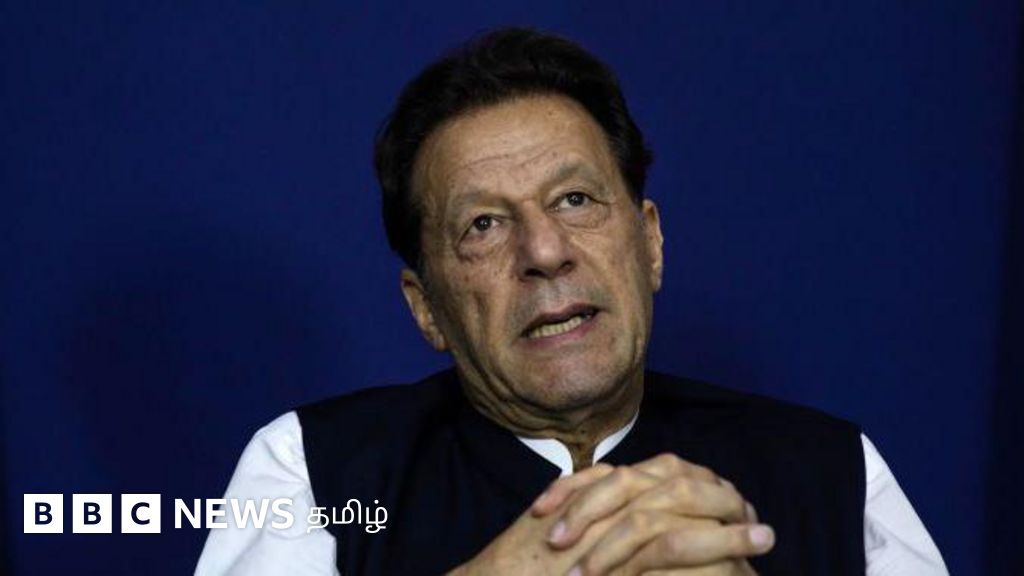 பாகிஸ்தான் தேர்தல்: 'தாங்களே வெற்றி' என்று கூறும் இம்ரான், நவாஸ் தரப்புகள் - உண்மை என்ன? 