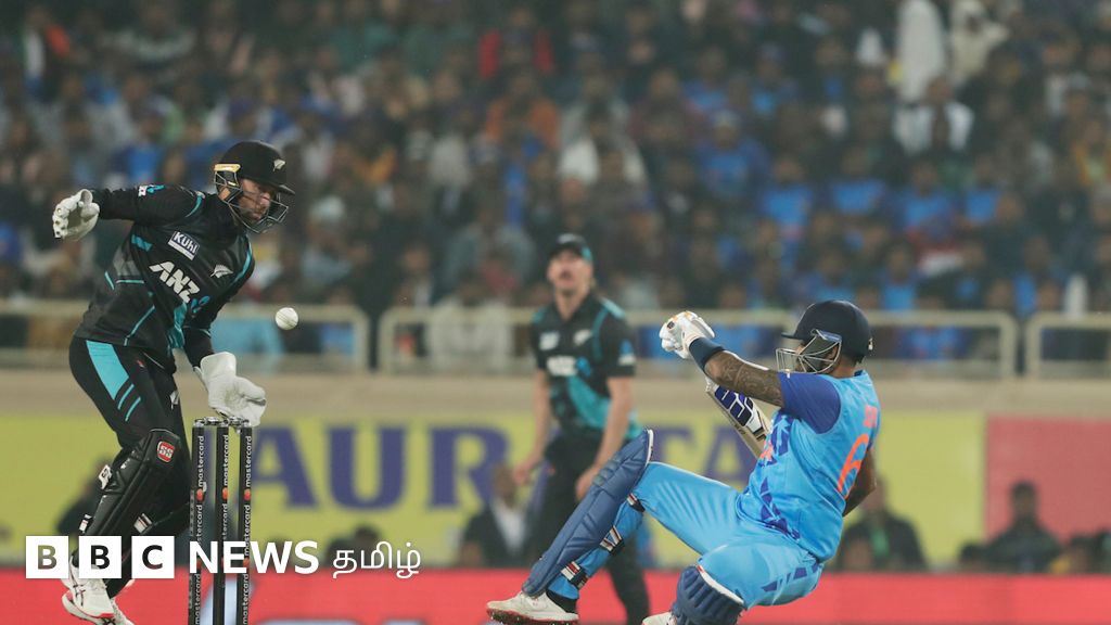 இந்திய அணியை தோற்கடித்த ‘பவர் பிளே திகில்’