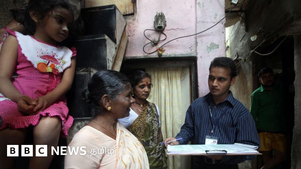 பி.ஆர்.அம்பேத்கர்: உடல் நலத்தைக் கூட பொருட்படுத்தாமல் அரசியல் சாசனத்தை இயற்றியது எப்படி?
