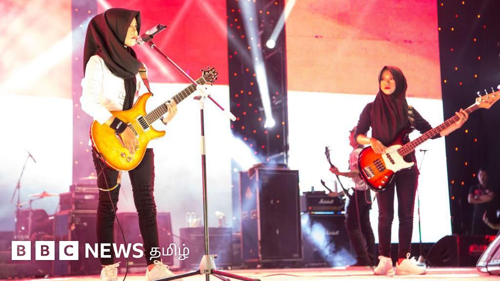 ஹிஜாப் அணிந்து பிரிட்டன் இசை விழாவில் கலந்துகொண்ட முதல் பெண்கள் ஹெவி மெட்டல் இசைக்குழு