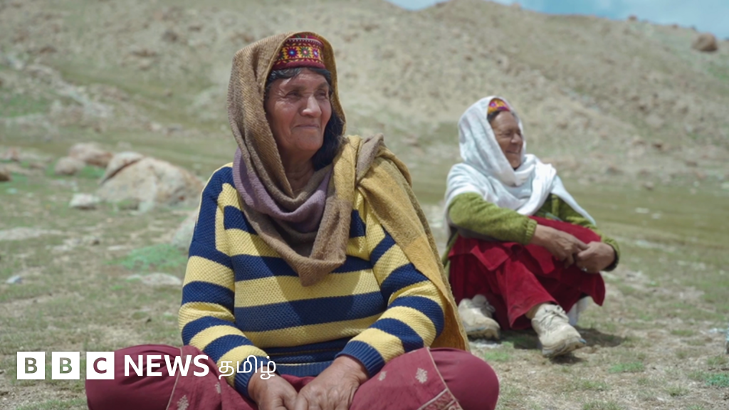 பாகிஸ்தானின் கடைசி தலைமுறை மேய்ச்சல் பெண்கள்