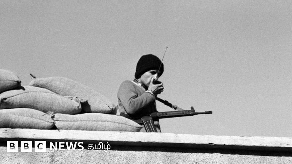 இரானில் அமெரிக்கர்கள் பிணைக்கைதிகளாக பிடித்து வைக்கப்பட்ட போது என்ன நடந்தது? அமெரிக்கா பணிந்த கதை