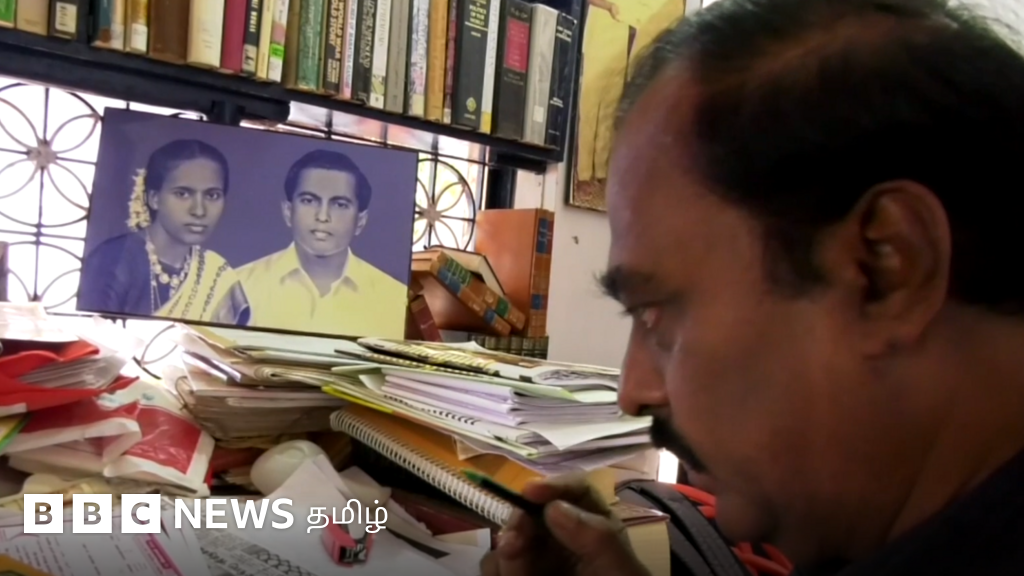 55 ஆண்டுகளுக்கு பின் கடல் கடந்து சென்று தந்தையின் கல்லறையை கண்டுபிடித்த மகன்