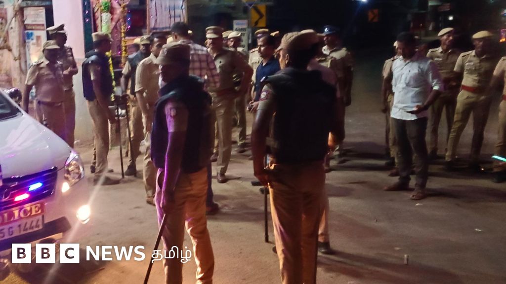 புதுக்கோட்டை: தீக்கிரையாக்கப்பட்ட வீடு, உடைக்கப்பட்ட பேருந்து - இரு சமூக இளைஞர்கள் மோதலில் நடந்தது என்ன?