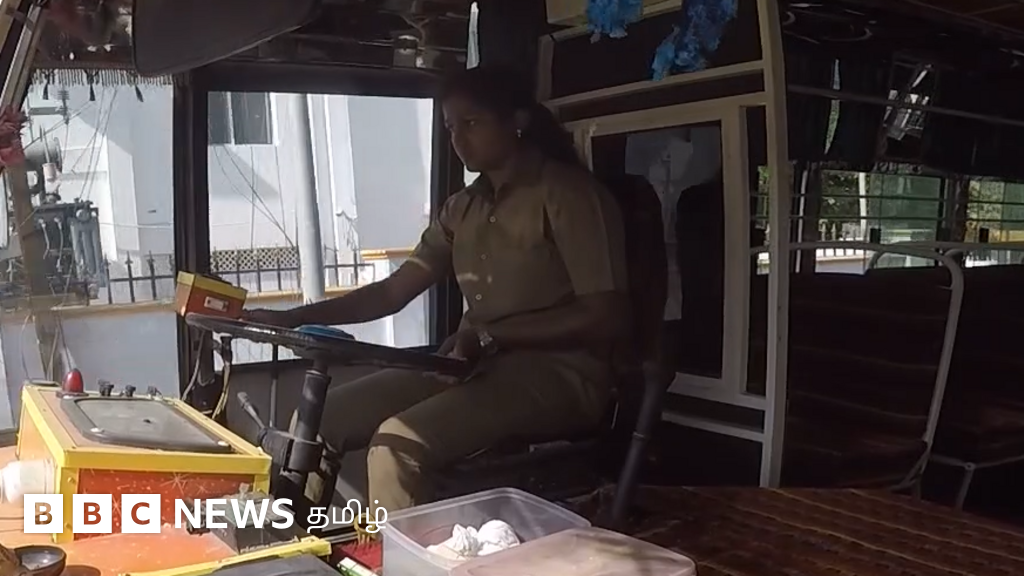 பேருந்து ஓட்டுநராவதை லட்சியமாகக் கொண்டுள்ள பட்டதாரி மாணவி