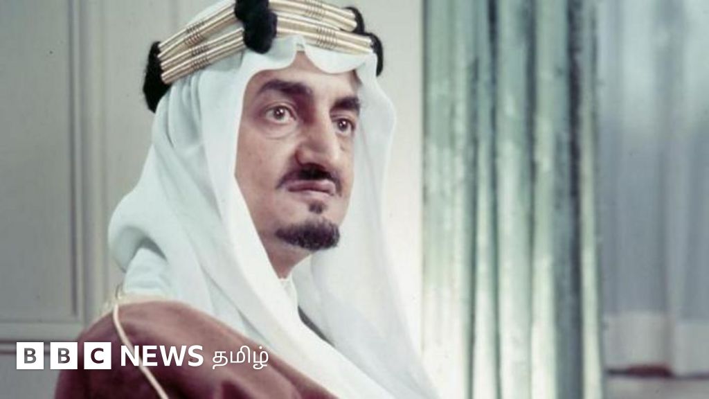 1975-ல் சௌதி அரேபியாவை உலுக்கிய மன்னர் படுகொலை - அரவணைக்க வந்தவரை மருமகன் சுட்டது ஏன்?