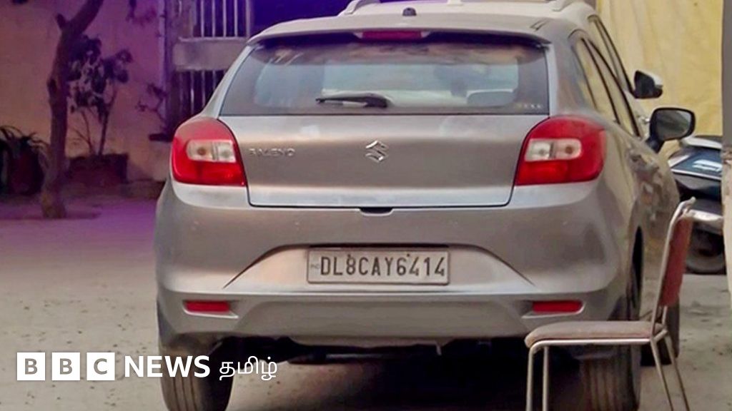 டெல்லியில் பயங்கரம்: கார் மோதி 12 கி.மீ. இழுத்துச் செல்லப்பட்ட பெண் - காவல்துறை கூறுவது என்ன?