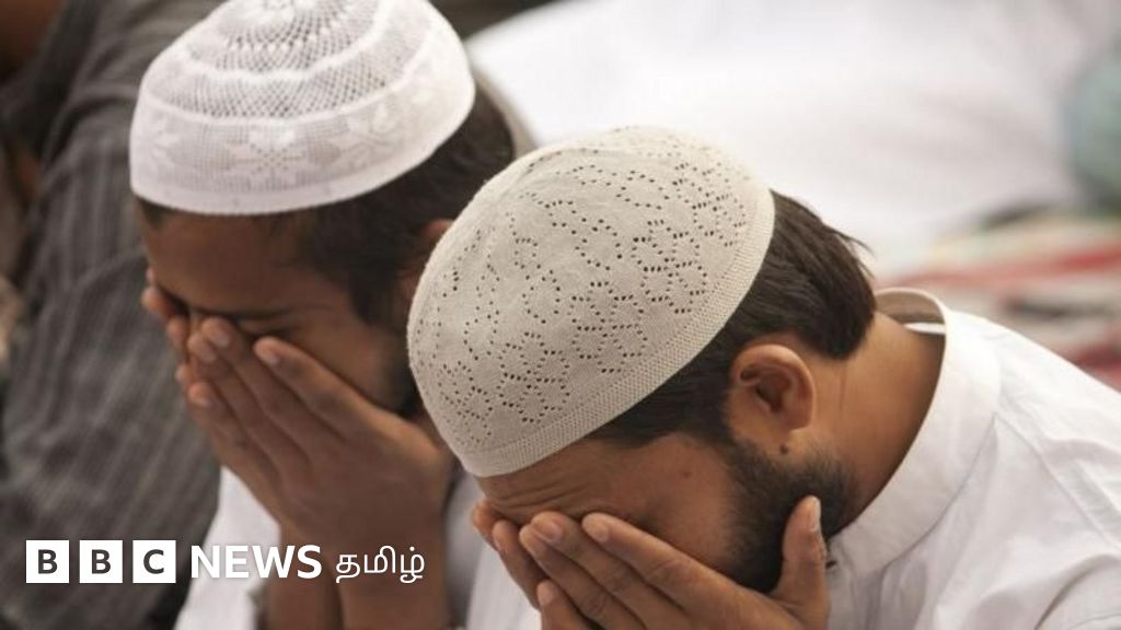 இந்தியாவில் அஹ்மதியா மக்களை 'முஸ்லிம் அல்லாதவர்கள்' என்று அறிவித்த சர்ச்சை - முழு விவரம்