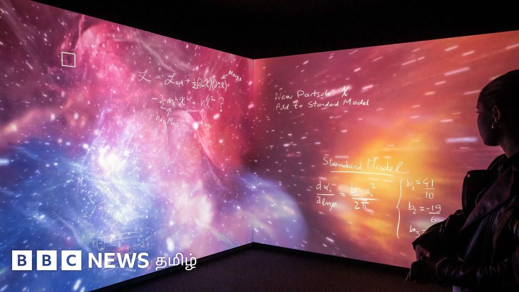 நம்மை சுற்றிலும் கண்ணுக்கே தெரியாமல் இருக்கும் 'பேய் துகள்கள்' பற்றி தெரியுமா?