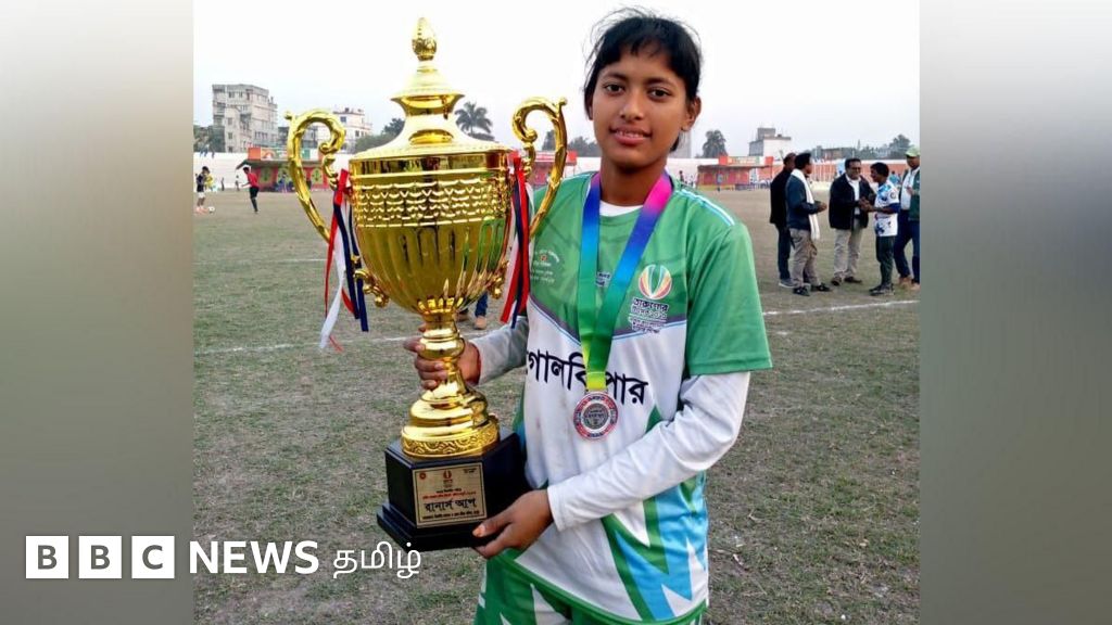 மகளிர் கால்பந்து போட்டிகள் ரத்து, நடிகைகளுக்கு மிரட்டல் - வங்கதேசத்தில் மதவாதம் தலைதூக்குகிறதா?