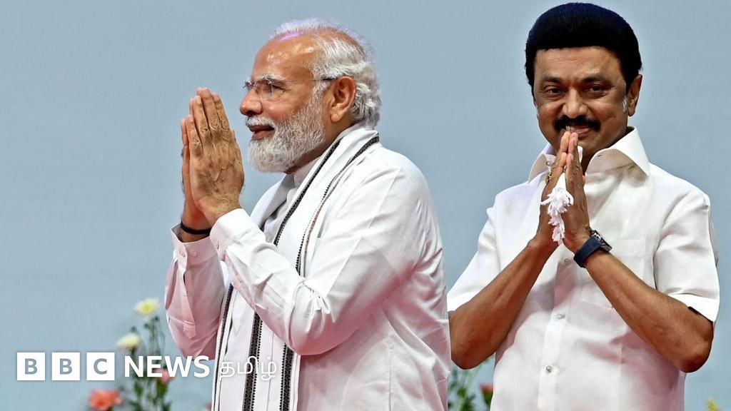 பி.எம்.ஸ்ரீ பள்ளிகள் திட்டம்: 'ஆர்வம்' காட்டும் திமுக, 'நெருக்கடி தரும்' மத்திய அரசு - முழு பின்னணி