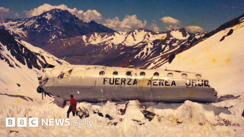 விமான விபத்து: உதவி வரும் வரை உயிர் பிழைக்க இறந்தவர்களின் பிணங்களைத் தின்ற பயணிகள்