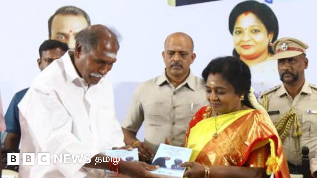 புதுச்சேரியில் யார் ஆட்சியை நடத்துகிறார்கள்? முதல்வர் ரங்கசாமி பொம்மையாக இருக்கிறாரா?