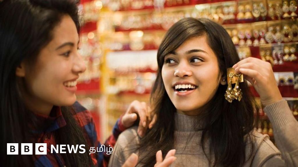 தங்கம் விலை எப்போது குறையும்? இப்போது தங்கத்தை வாங்குவது நல்லதா, விற்பது நல்லதா?