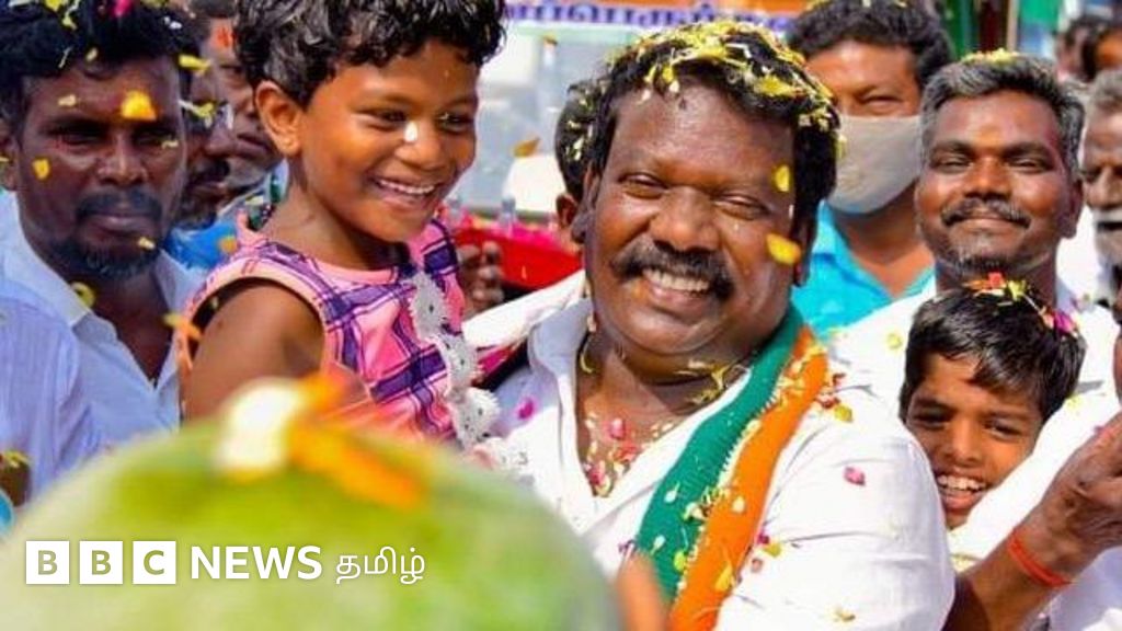 தமிழ்நாடு காங்கிரஸ் தலைவர் செல்வப்பெருந்தகை, மூழ்கும் கப்பலின் கேப்டனா? - அரசியல் விமர்சகர்கள் கூறுவது என்ன?