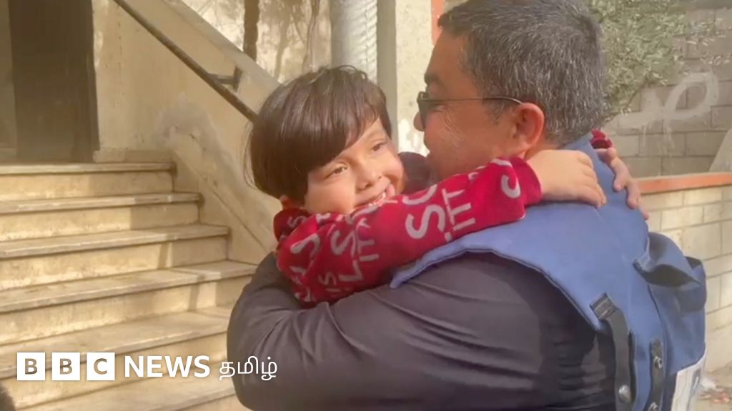 'அந்த பயங்கரத்தை விவரிக்க வார்த்தைகள் இல்லை' - பிபிசி காஸா செய்தியாளரின் நேரடி அனுபவம்