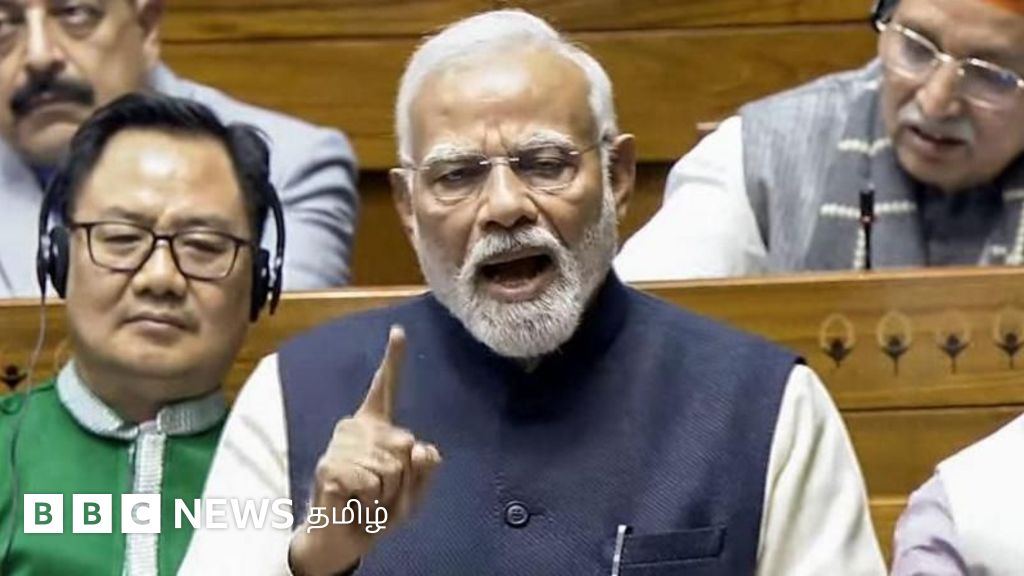 சாவர்க்கர், ஏகலைவன் பற்றி ராகுல் காந்தி பேசியது என்ன?  நேரு, இந்திராவை குறிப்பிட்டு மோதி விமர்சனம்