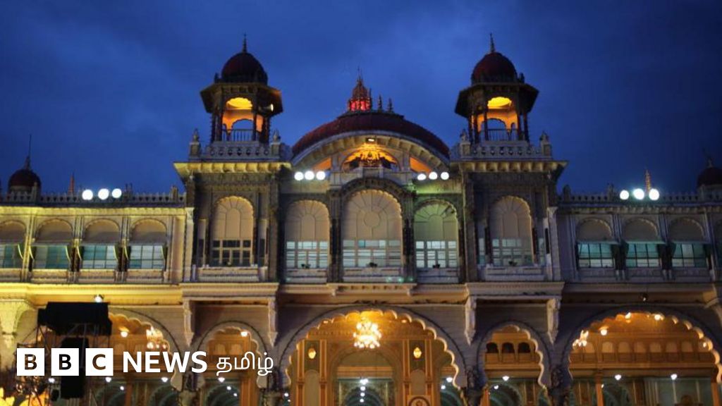 விஜயநகரப் பேரரசின் காலத்தில் இருந்து கொண்டாடப்படும் தசரா