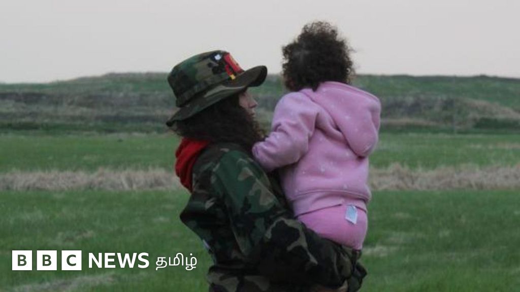 கனடாவில் தாயின் உடலை மீட்க மகள் போராட்டம் - மலை போல் குவிந்துள்ள குப்பையில் அது சாத்தியமா?