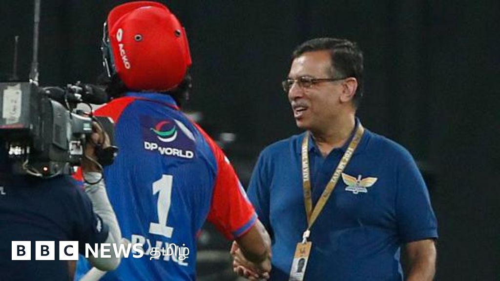 கே.எல்.ராகுல் புதிய சாதனை: கடந்த சீசனில் தன்னை திட்டிய லக்னௌ உரிமையாளருக்கு களத்திலேயே பதிலடி