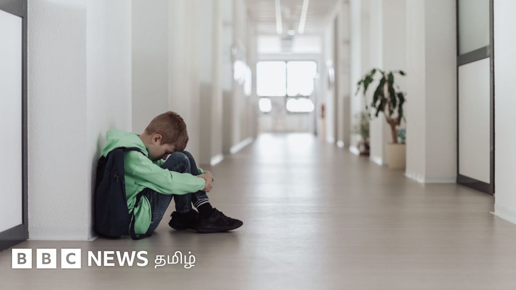 கேரளாவில் பள்ளி மாணவர் தற்கொலை: 'உடல் ரீதியாக தாக்கி ராகிங்' செய்ததாக தாய் புகார் - முக்கிய செய்திகள்