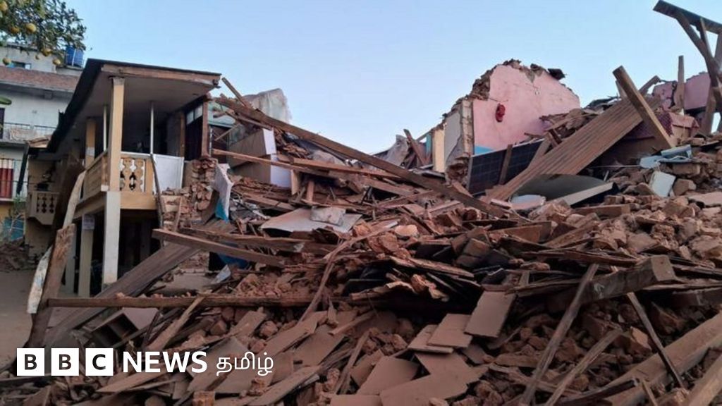 நேபாள நிலநடுக்கம் - 128 பேர் பலி: தேடுதல் மற்றும் மீட்புப் பணிகள் எப்படி நடக்கின்றன?