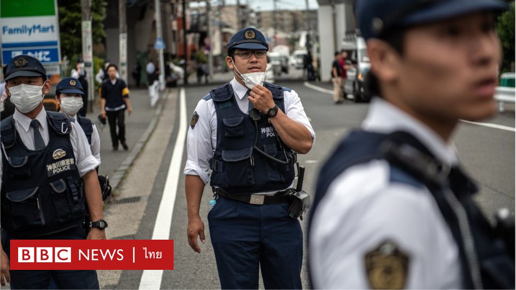 日本では、小学校で中年男がナイフを使用して生徒を刺し、2人が死亡、18人が負傷した。