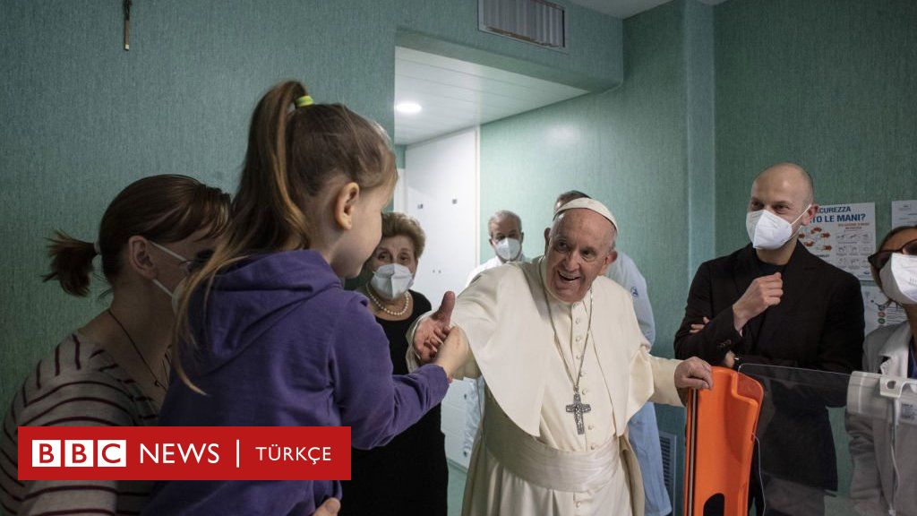 Papa'dan Avrupa'ya çağrı: Ukraynalılara olduğu gibi Akdeniz'den gelen göçmenlere de kapıları açın