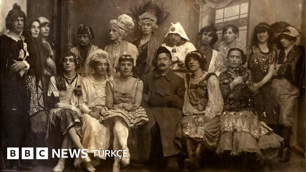 Gey porno arxiv Pushti eshak porno