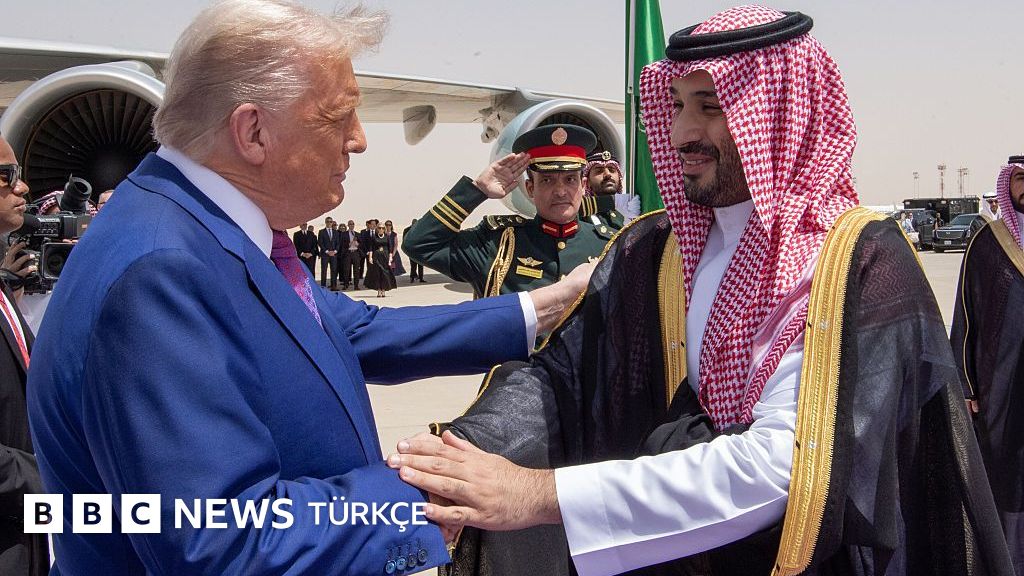 Trump, Suudi Arabistan'la 142 milyar dolarlık silah anlaşması imzaladı