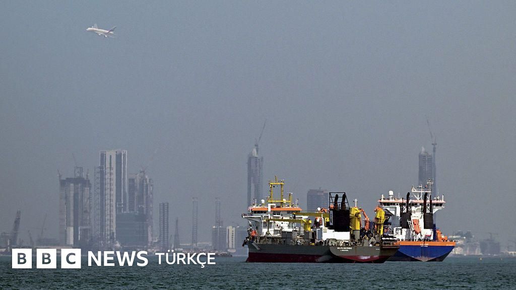 Ulaştırma Bakanı: 'Hürmüz'den 8 gemimizi çıkarmak için çalışıyoruz'