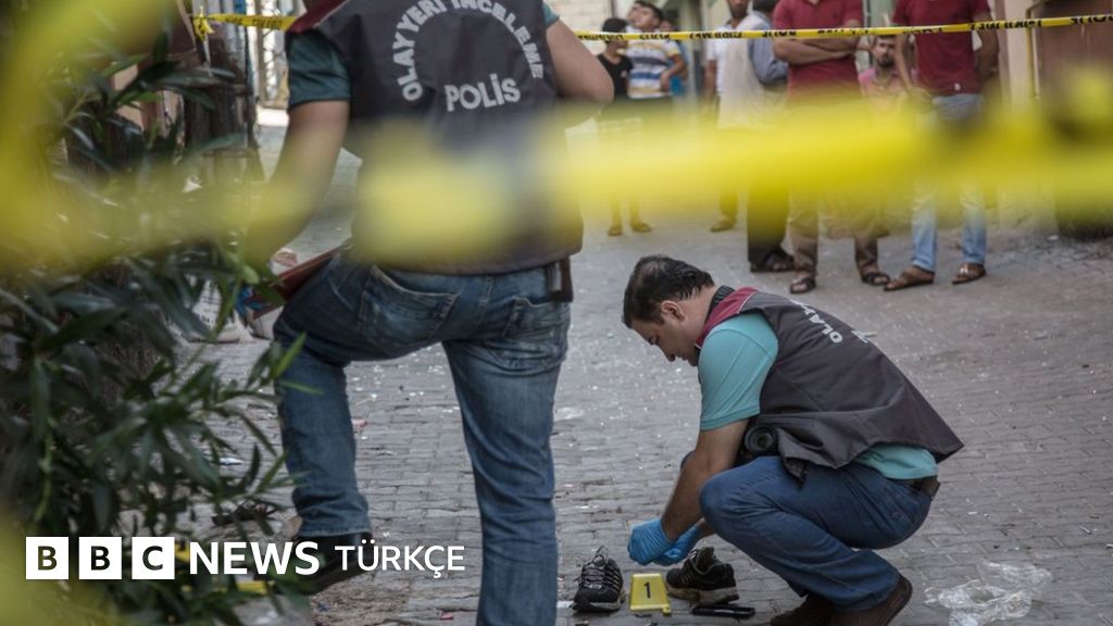 Gaziantep Saldırısındaki Canlı Bomba 12-14 Yaşlarında Gaziantep Saldırısındaki Canlı Bomba 12-14 Yaşlarında