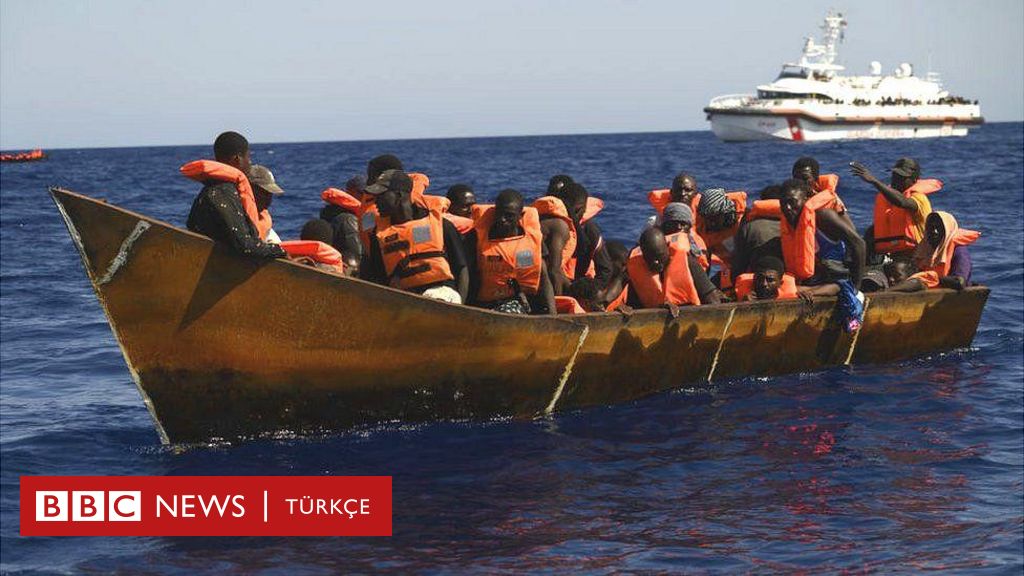 Una barca di migranti è affondata al largo delle coste italiane: hanno perso la vita 41 persone