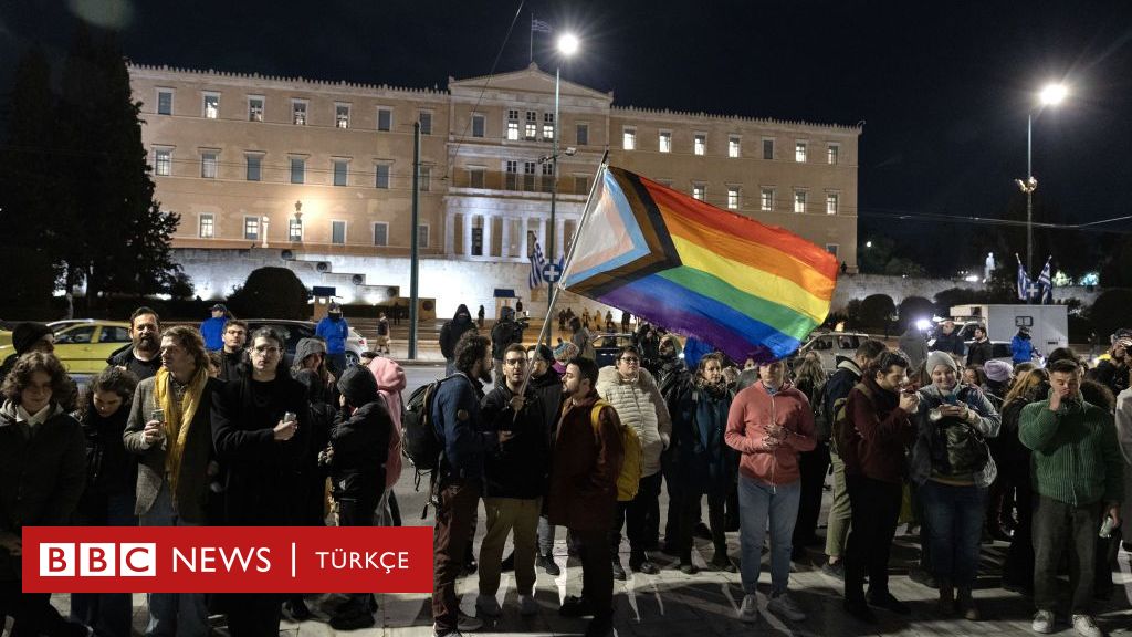 Οι γάμοι ομοφύλων έγιναν νόμιμοι στην Ελλάδα παρά τις αντιδράσεις της Εκκλησίας