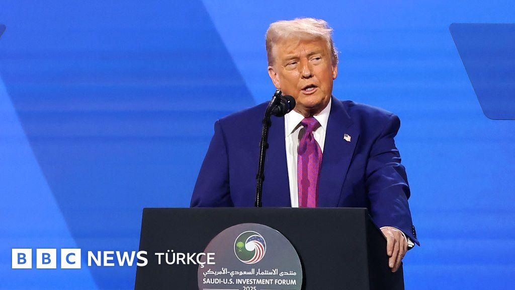 Trump, Suriye'ye yönelik tüm yaptırımları kaldıracağını duyurdu