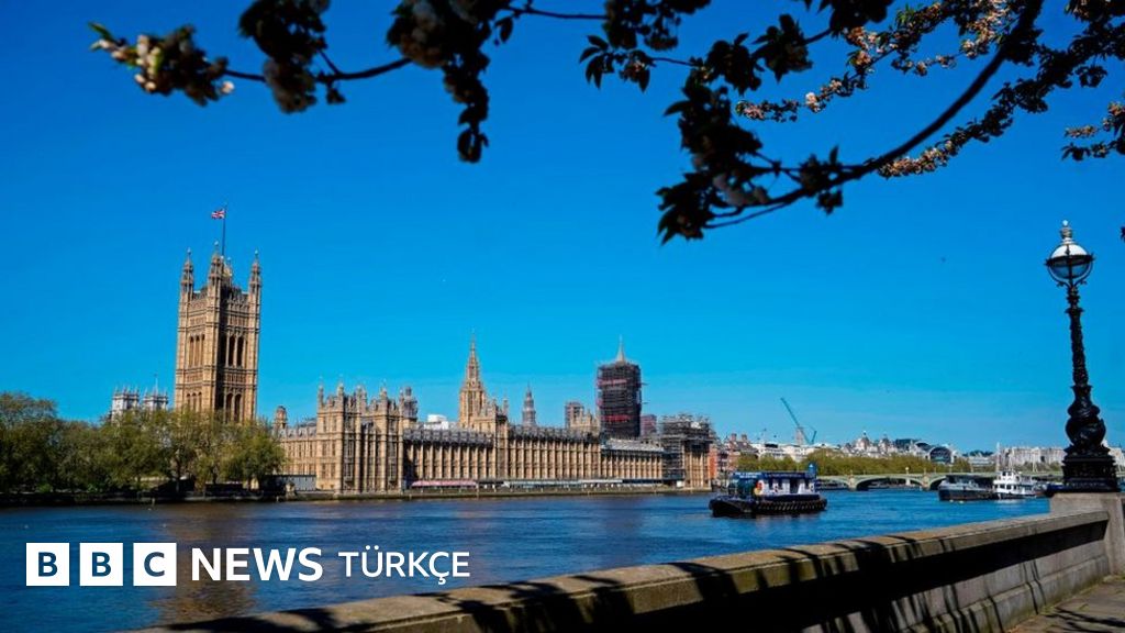 Guardian: İngiltere'de bakanlar olası bir koronavirüs salgınına karşı geçen yıl uyarıldı